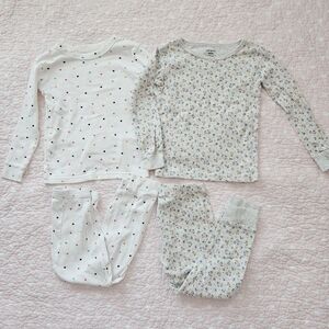 Bundle 2 Pajama sets GAP Carter's 4T 4 Toddler Organic Cotton